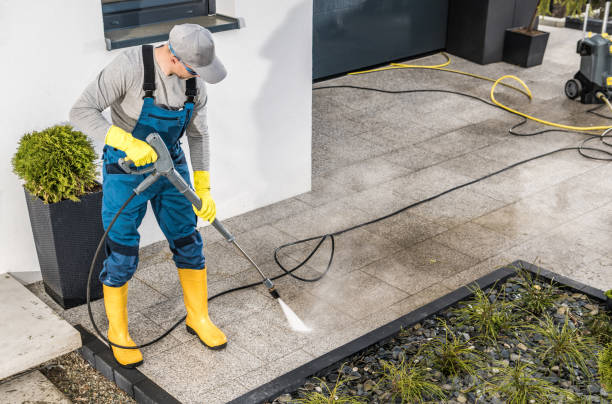 Best Garage Pressure Washing  in Leupp, AZ